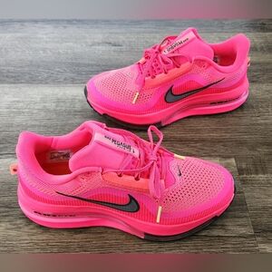 **NEW** Nike Air Zoom Pegasus Premium Size 8 Hyper Pink Vibrant Neon Retail $210